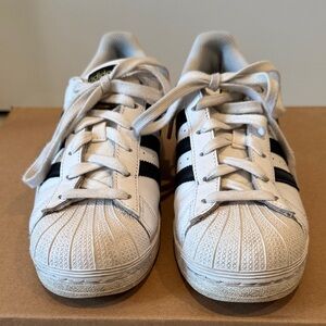 Adidas Superstar Sneakers – Women’s Size 7
